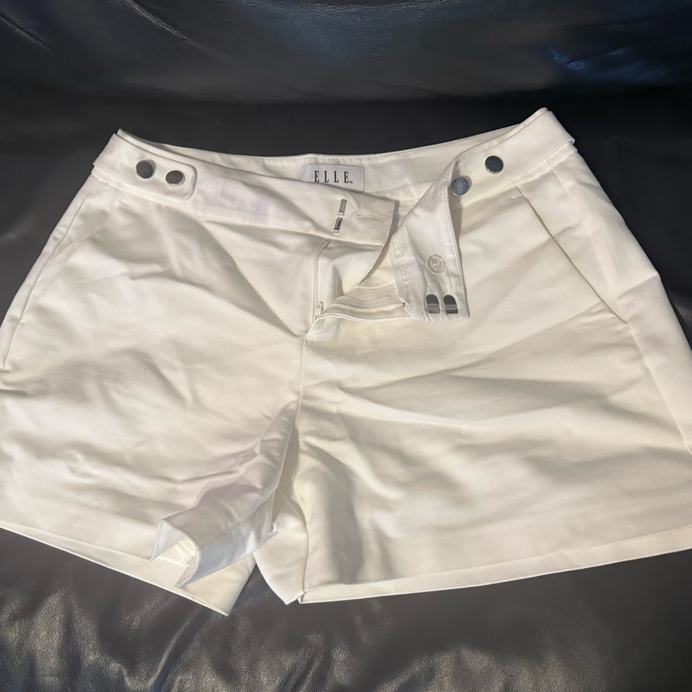 nice white dress shorts